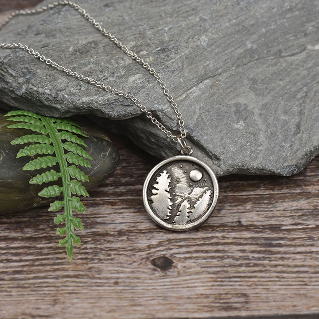 Forest Tree Mountain Pendant Mountain Range Necklace Supplier