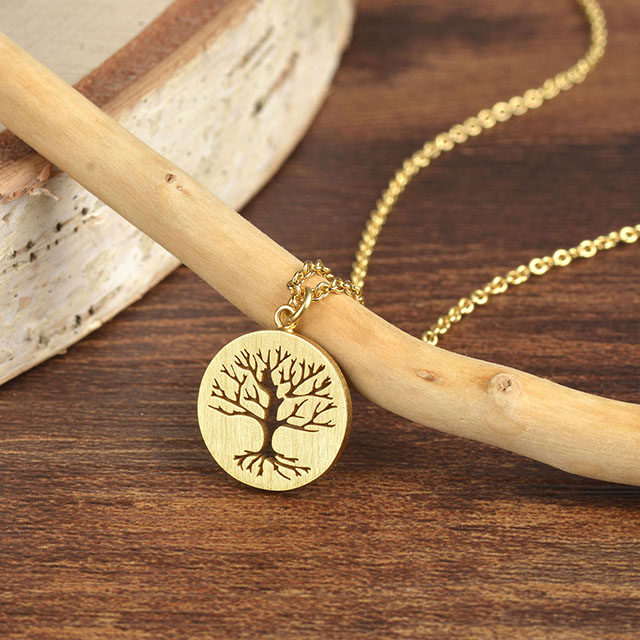 Tree of Life Necklace for Women Gold Silver Plated Tree of Life Necklace Pendant Family Tree Jewelry for Women Girls Mom Wife Girlfriend Necklaces 