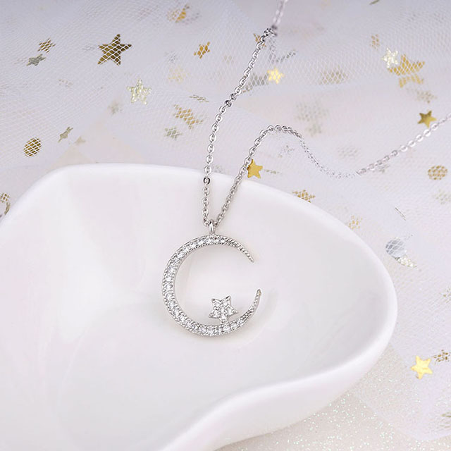 Moon Necklace for Women Silver Gold Plated Dainty Cubic Zirconia Crescent Moon Star Pendant Necklace Moon Jewelry for Women Girls Birthday Christmas Valentines Day Gift for Girlfriend