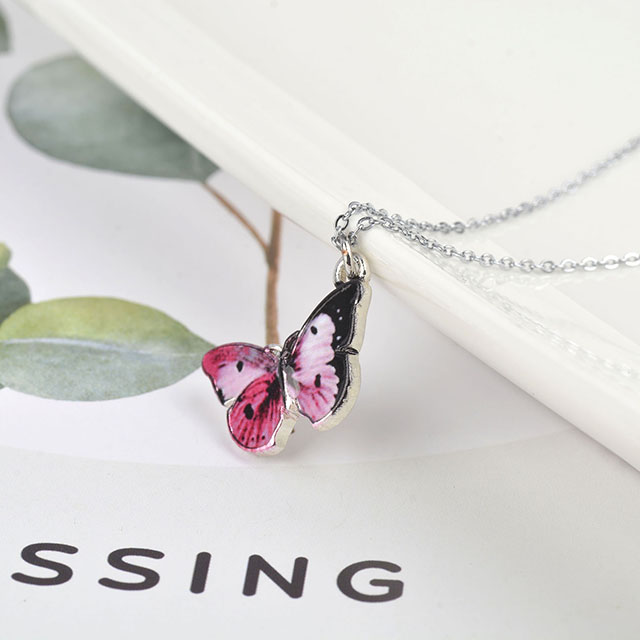 Colorful Butterfly Necklace Hand Painted Butterfly Necklaces for Women Dainty Cute Butterfly Charm Jewelry Pendant Necklace 
