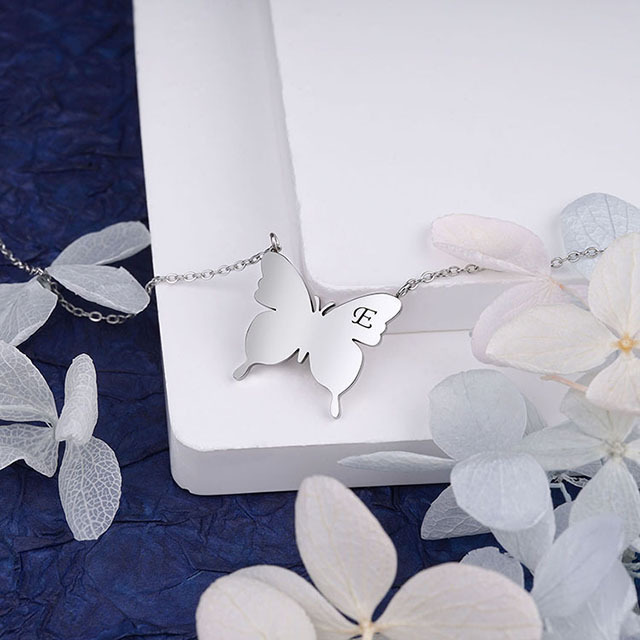 Dainty Initial Butterfly Necklace for Women Stainless Steel Butterfly Pendant Letter Name Necklaces Personalized Initial Necklace Butterfly Jewelry Gifts 