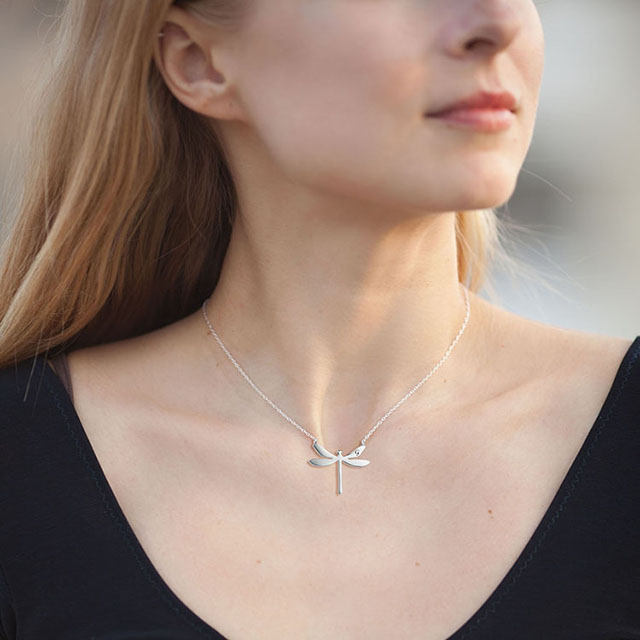 Dainty Initial Dragonfly Necklace for Women Stainless Steel Dragonfly Pendant Letter Name Necklaces Personalized Initial Necklace Dragonfly Jewelry Gifts for Women Girls