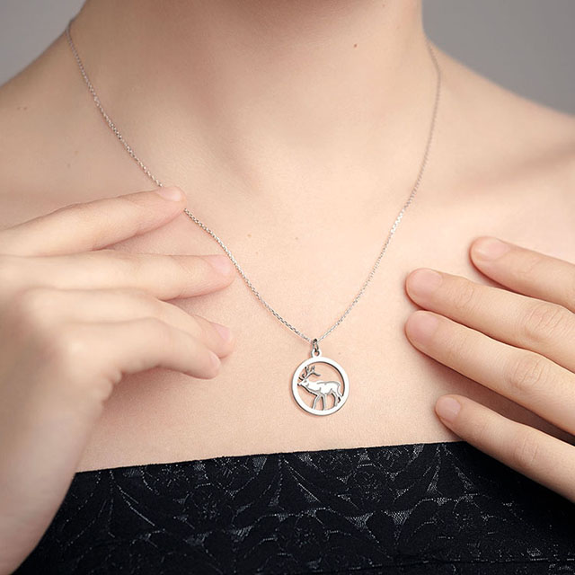  Animal Necklace for Women Silver Gold Plated Wildlife Nature Animal Pendant Circle Necklace Bear Moose Deer Elk Necklace Nature Jewelry Animal Lover Gifts 