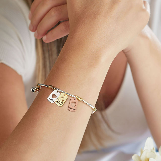 Mother Daughter Bracelets Gold Silver Plated Mother Daughter Friends Forever Bangle Bracelets with Heart Cutout Charms for Women Mother's Day Birthday Mom and Daughter Jewelry Gifts