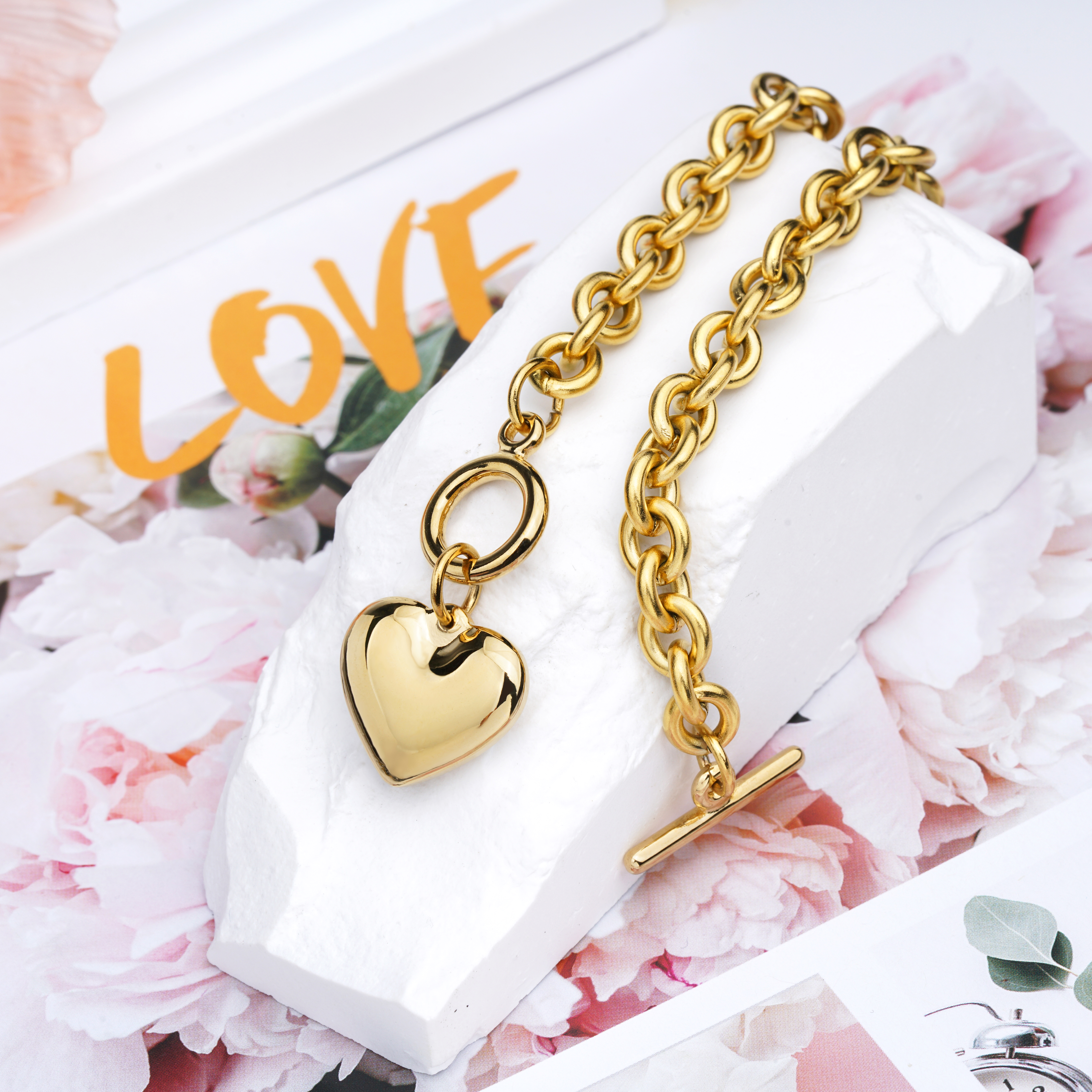 18K Gold Plated Stainless Steel Chunky Love Heart Pendant Necklace 