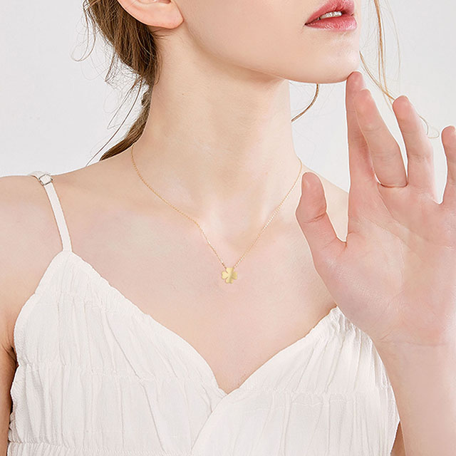 Four Leaf Clover Necklace Lucky Pendant Charm Necklace Faith Hope Love Lucky Necklace for Women Girls Personalized Jewelry Gift 