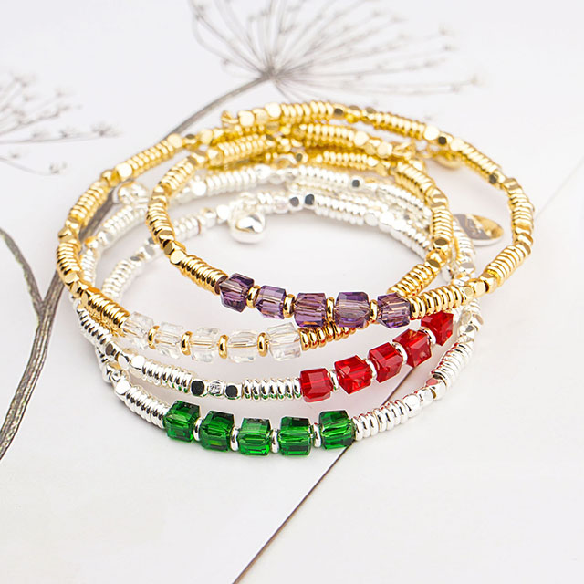 Dainty 18K Gold Plated Beaded Bracelets for Women Stackable Crystal Gemstone Beaded Stretch Bracelets for Women Girls Jewelry Gift