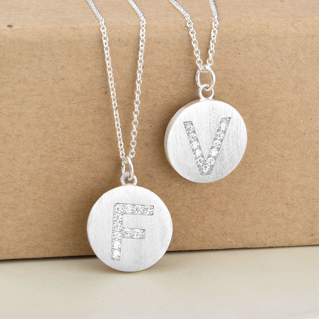 Initial Necklace for Women Silver Plated Dainty Cubic Zirconia Initial Necklaces Round Disc A-Z Alphabet Letter Necklace Pendant for Women Girls Jewelry Birthday Gift