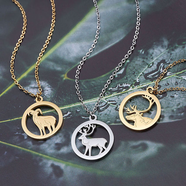  Animal Necklace for Women Silver Gold Plated Wildlife Nature Animal Pendant Circle Necklace Bear Moose Deer Elk Necklace Nature Jewelry Animal Lover Gifts 