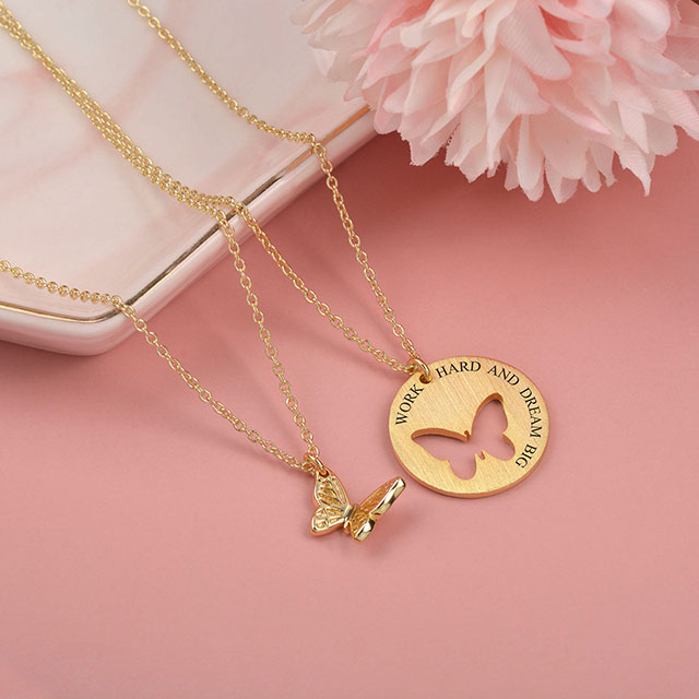 2PCS Butterfly Necklaces for Women Girls Gold Plated Butterfly Matching Necklaces for Best Friends Mother Daughter Butterfly Cutout Pendant Necklace 
