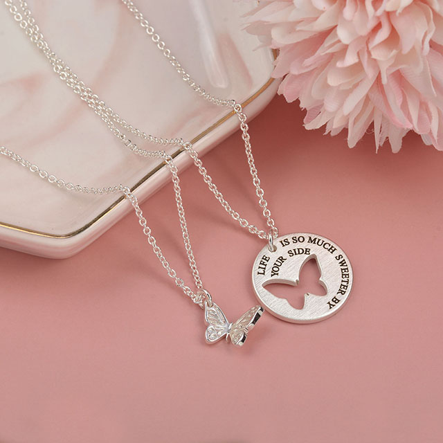 2PCS Butterfly Necklaces for Women Girls Silver Gold Plated Butterfly Matching Necklaces for Best Friends Mother Daughter Butterfly Cutout Pendant Necklace 