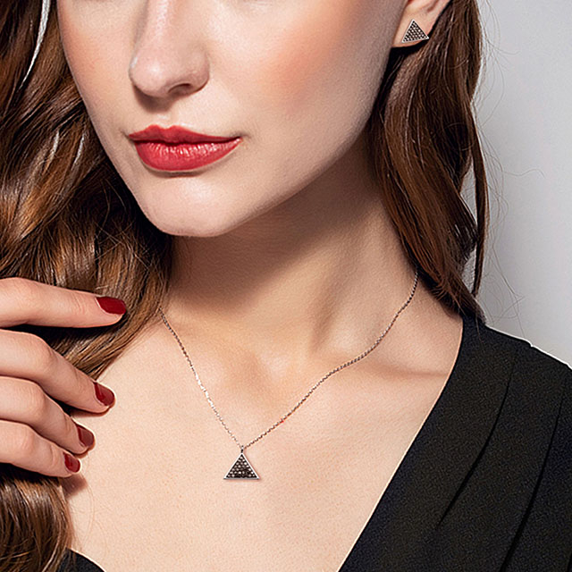 Moon and Star earring for Women Silver Plated Dainty Black Crystal Moon earring Crescent Moon Star Geometric Pendant Jewelry Gift