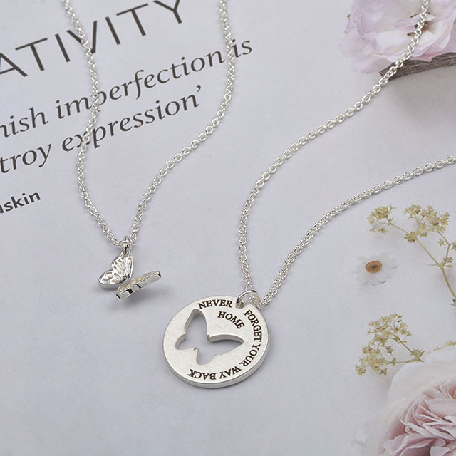 2PCS Butterfly Necklaces for Women Girls Silver Gold Plated Butterfly Matching Necklaces for Best Friends Mother Daughter Butterfly Cutout Pendant Necklace 