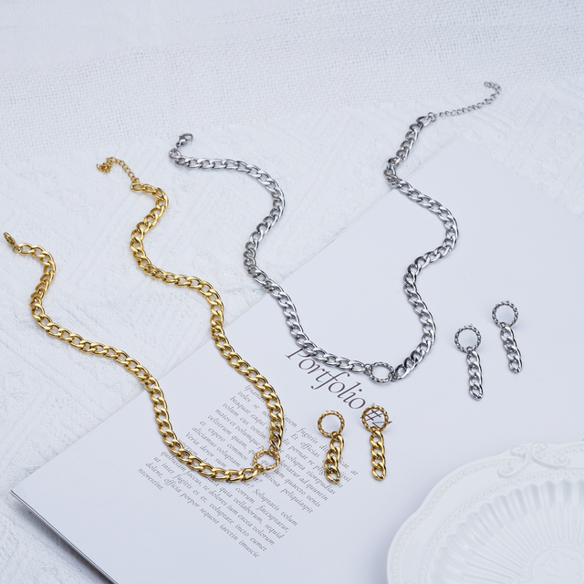 Stainless Steel Necklaces Cuban Chain Necklace Women Large Chunky Choker 