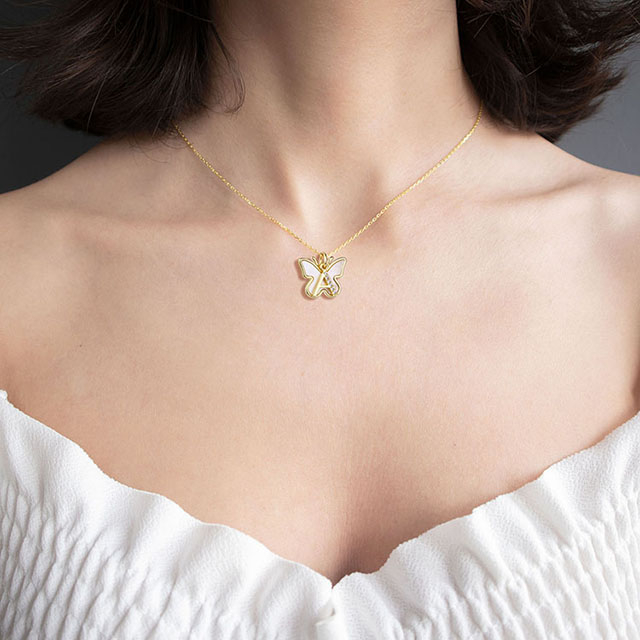 Butterfly Initial Necklace for Women Mother of Pearl Shell Butterfly Pendant Necklace with Cubic Zirconia 26 Letter Alphabet Butterfly Charm Chain