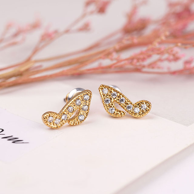 Delicate Musical Note Pendant Cubic Zirconia Earring