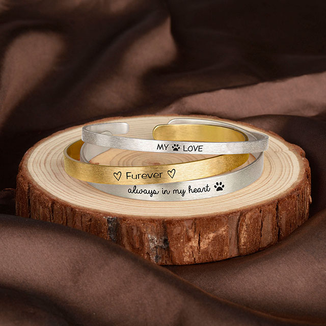 Wholesale Custom Brass Jewelry Engraved Band Open Bangle 